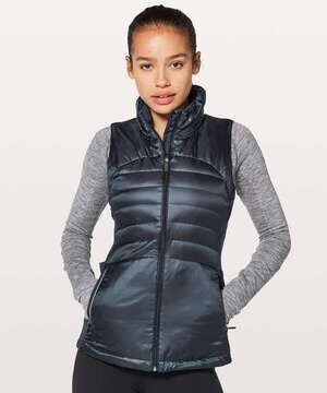 Lululemon Down For A Run Vest II Navy Quilted Reflective Size 8